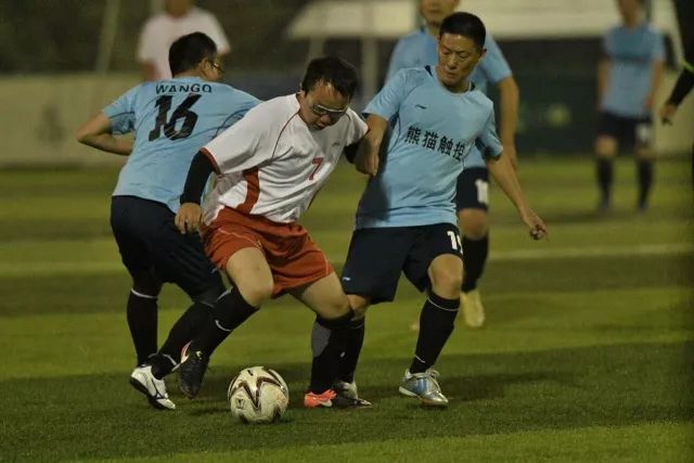 曼晚：曝曼联交换拉什福德两方案 米兰1.31亿边锋来投？